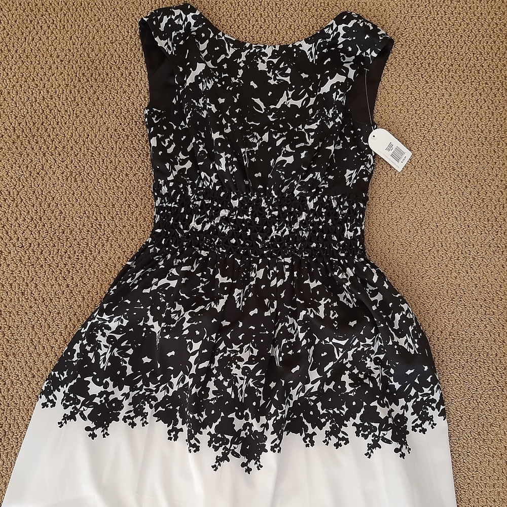 BRAND NEW Jessica Simpson Dress